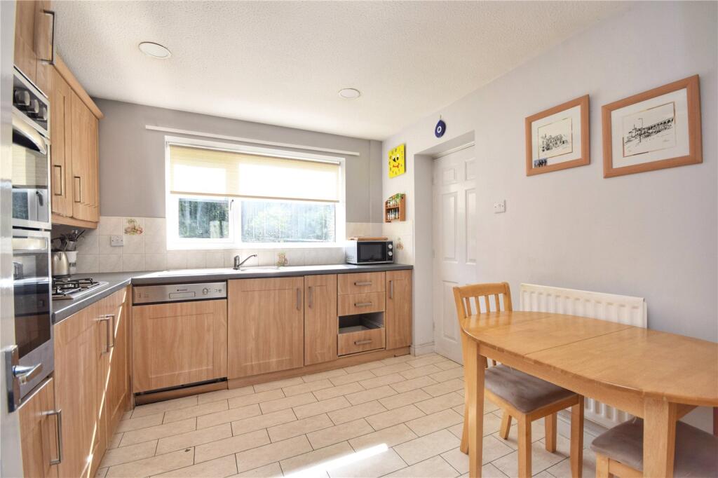 House in Ribble Valley, Clitheroe - More