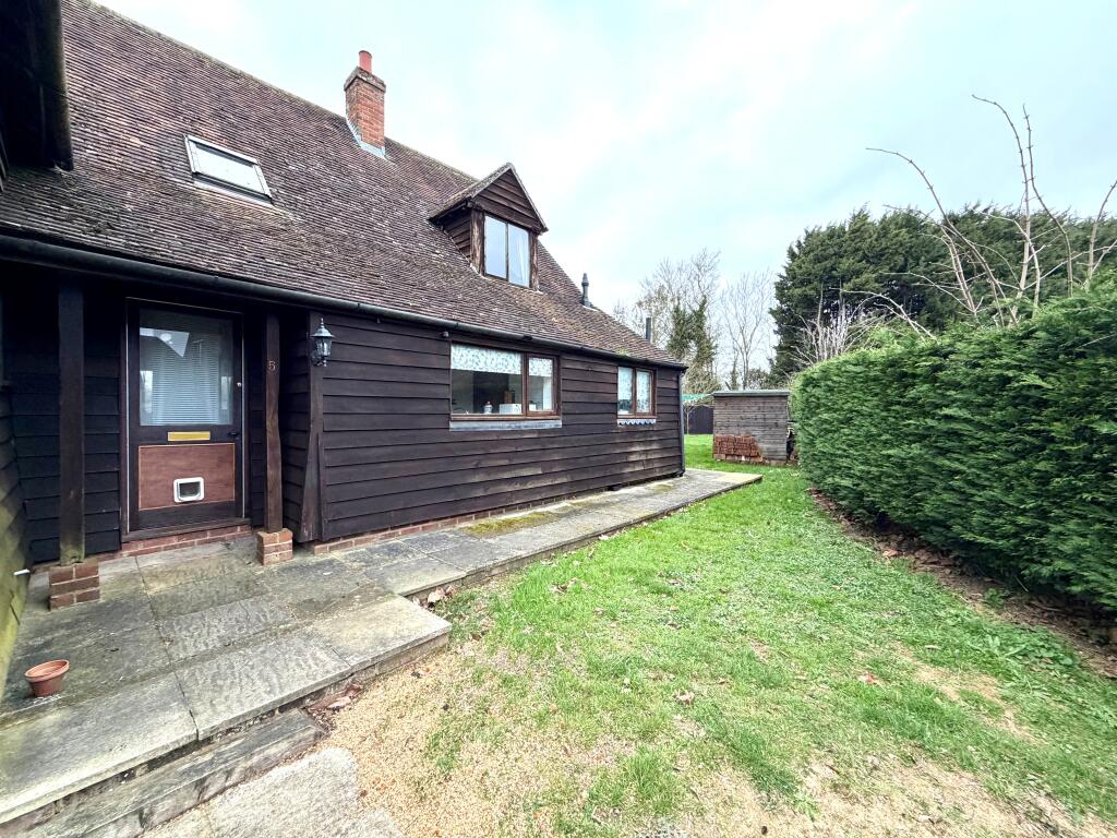 Main image of property: Sugworth Lane, Radley, ABINGDON