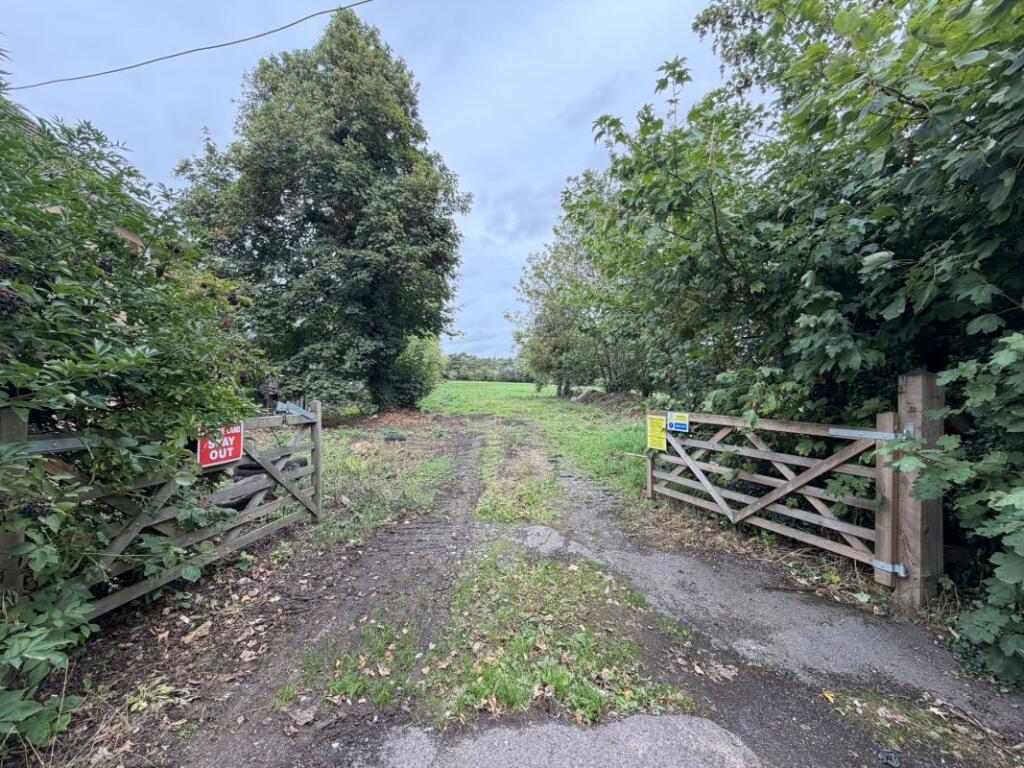 Land at, Peploe Lane, New Holland, North Lincolnshire, DN19 7PS - View 2