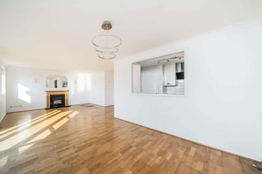 Apartment in London - View 3