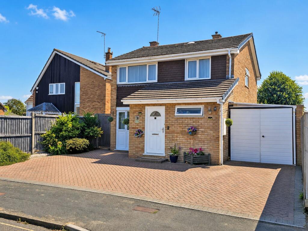Main image of property: Sussex Gardens, Hucclecote, GL3