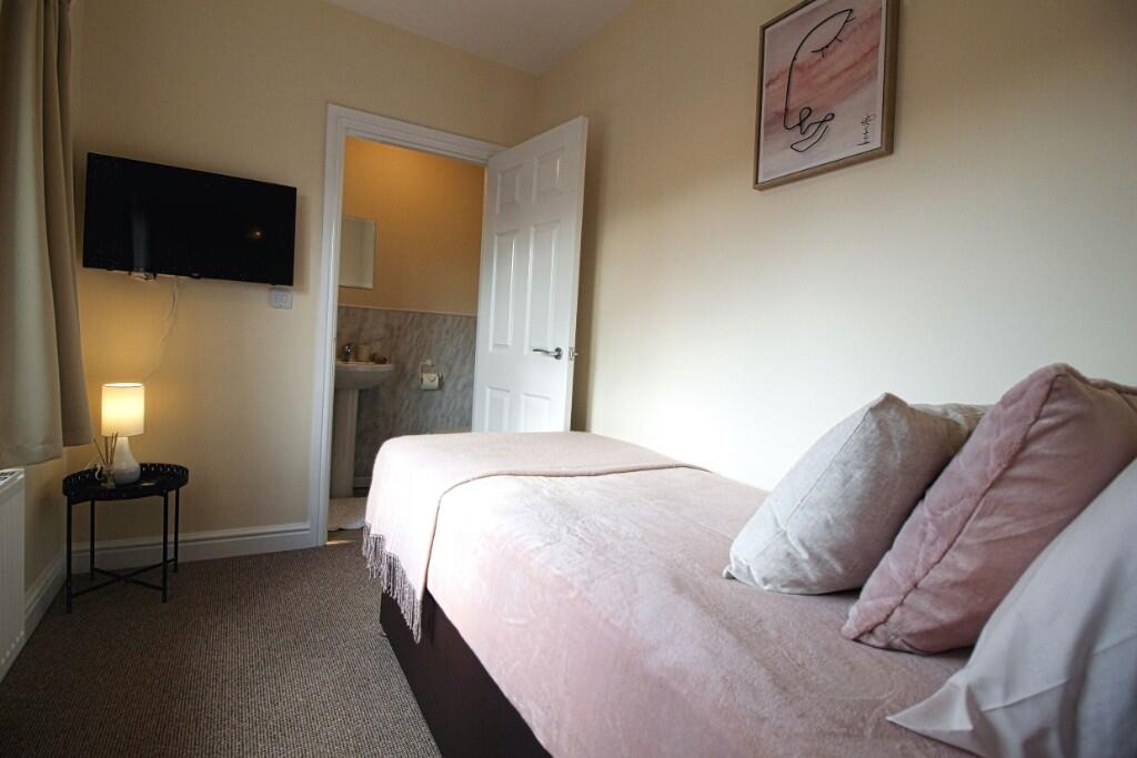 Main image of property: King Georges Road, DN11