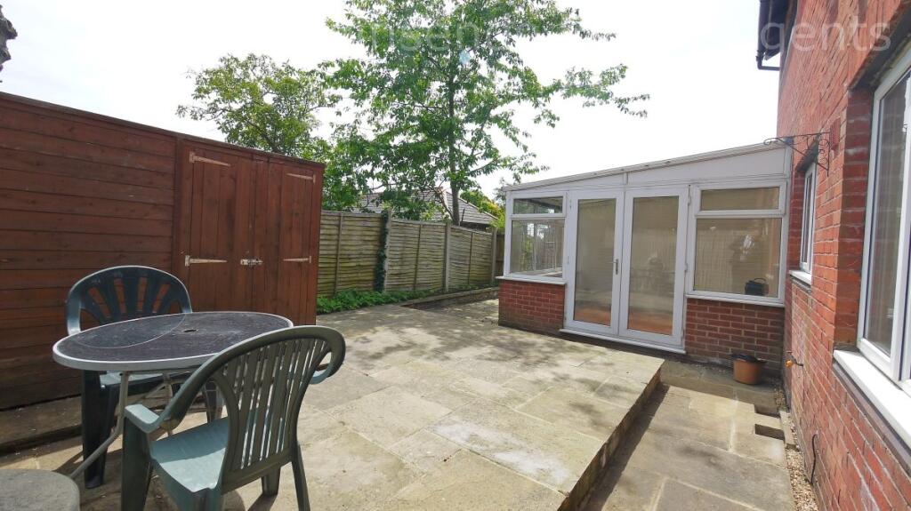 Apartment in Harrow - More
