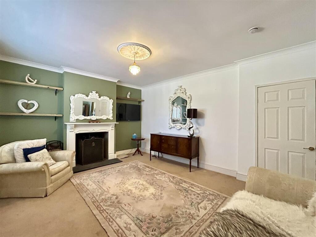 House in Birmingham - More