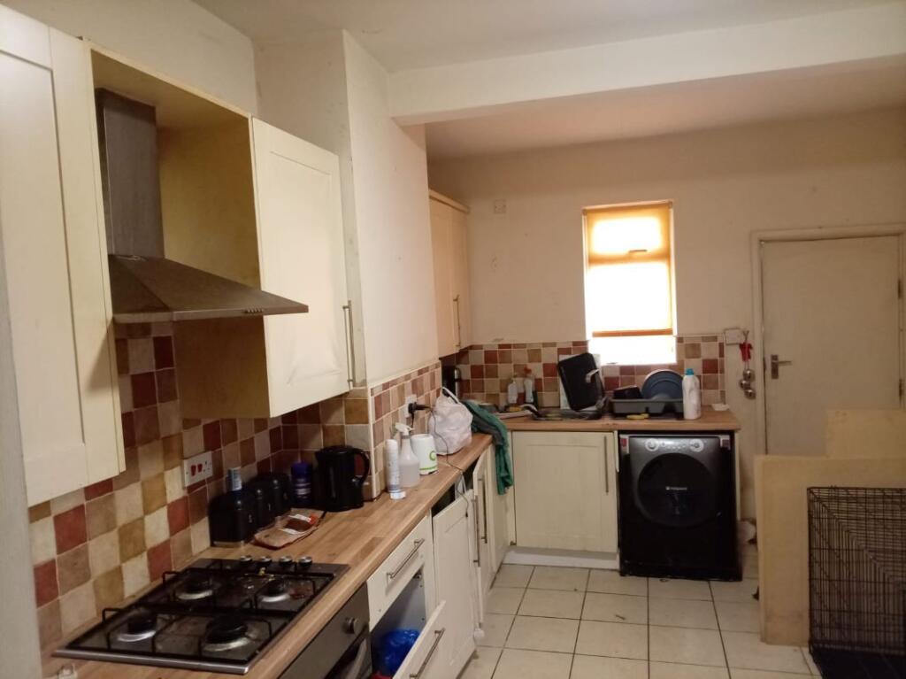 Main image of property: 44 Bishop Road, Liverpool, Merseyside, L6 0BJ