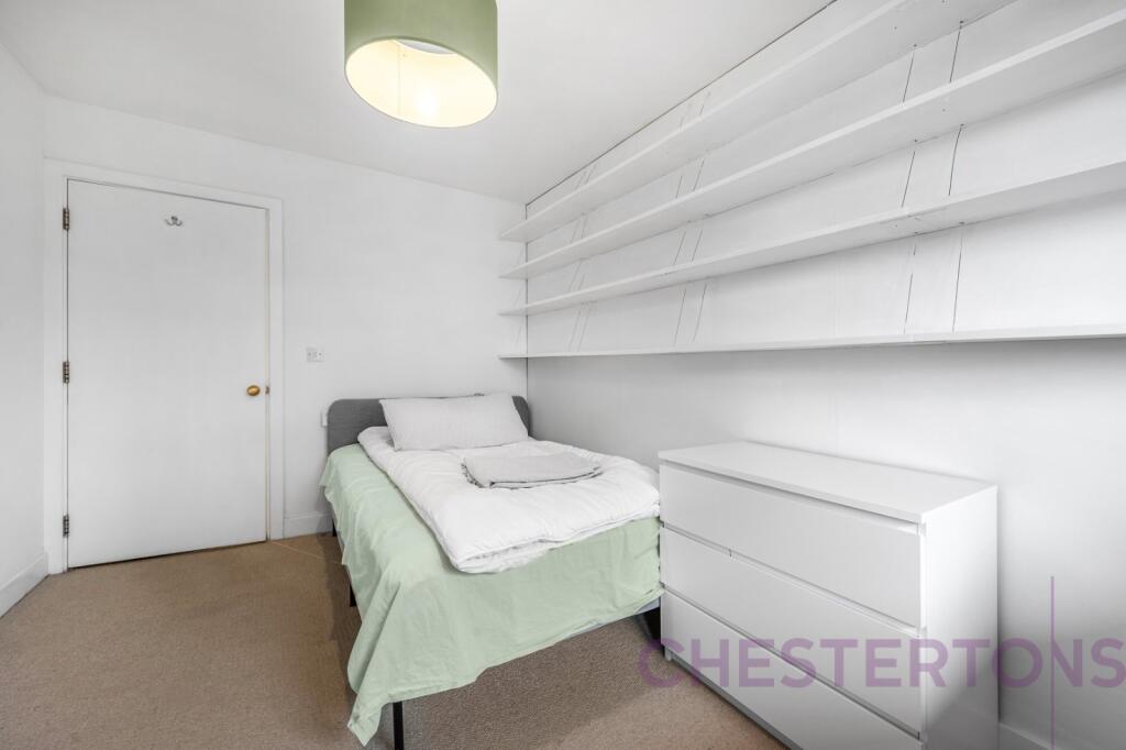 Apartment in London - View 5