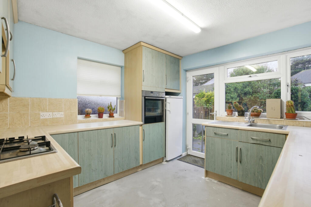 Pryors Close, Bishop's Stortford, Hertfordshire, CM23 photo 4