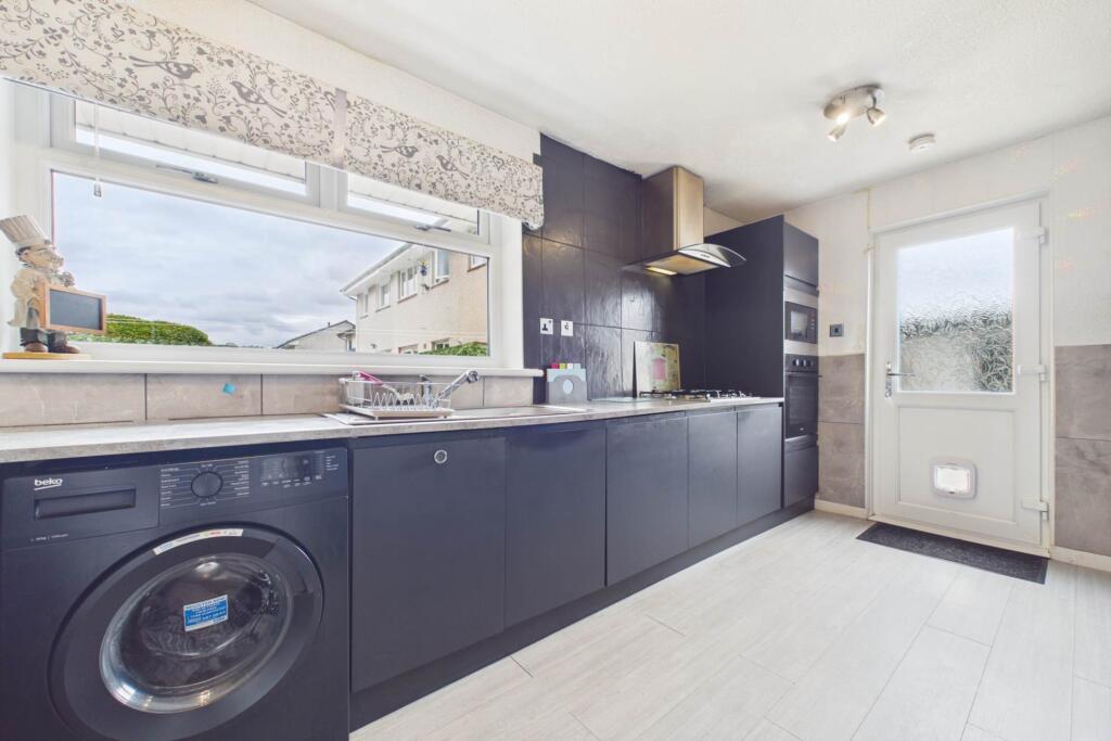 House in Airdrie, Hillhead - More