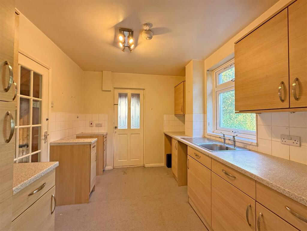 House in Plymouth - View 5