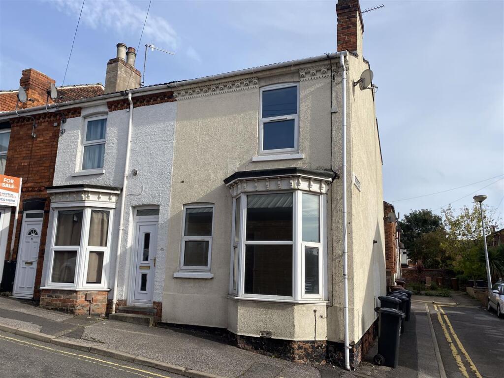 Main image of property: 53 Montague Street, Lincoln, LN2 5BB