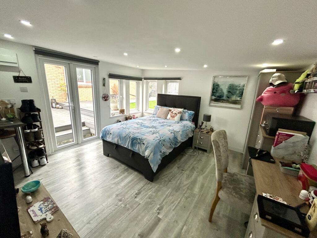 Additional image 24 of Gainsborough Way, Yeovil, BA21