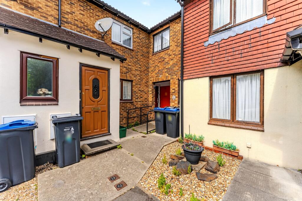 Main image of property: Connaught Gardens, Morden