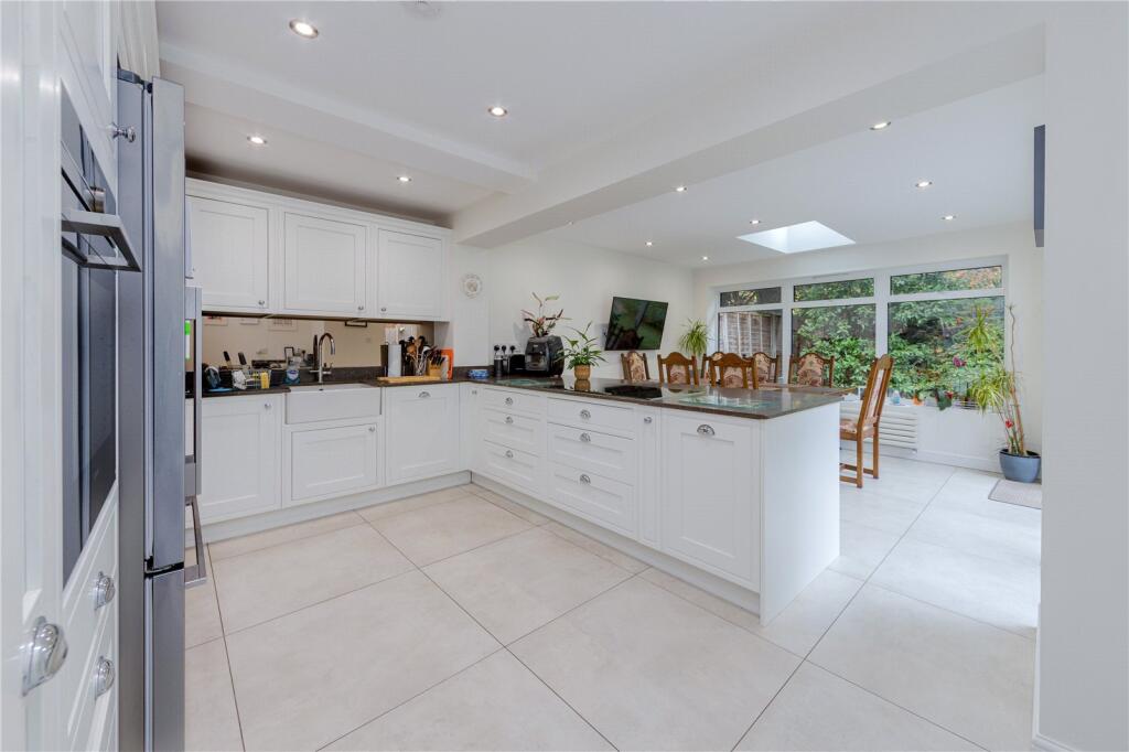 House in Radlett, Aldenham - View 2