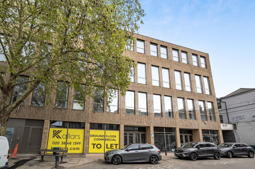 Main image of property: Hythe Street, Dartford, Kent, DA1