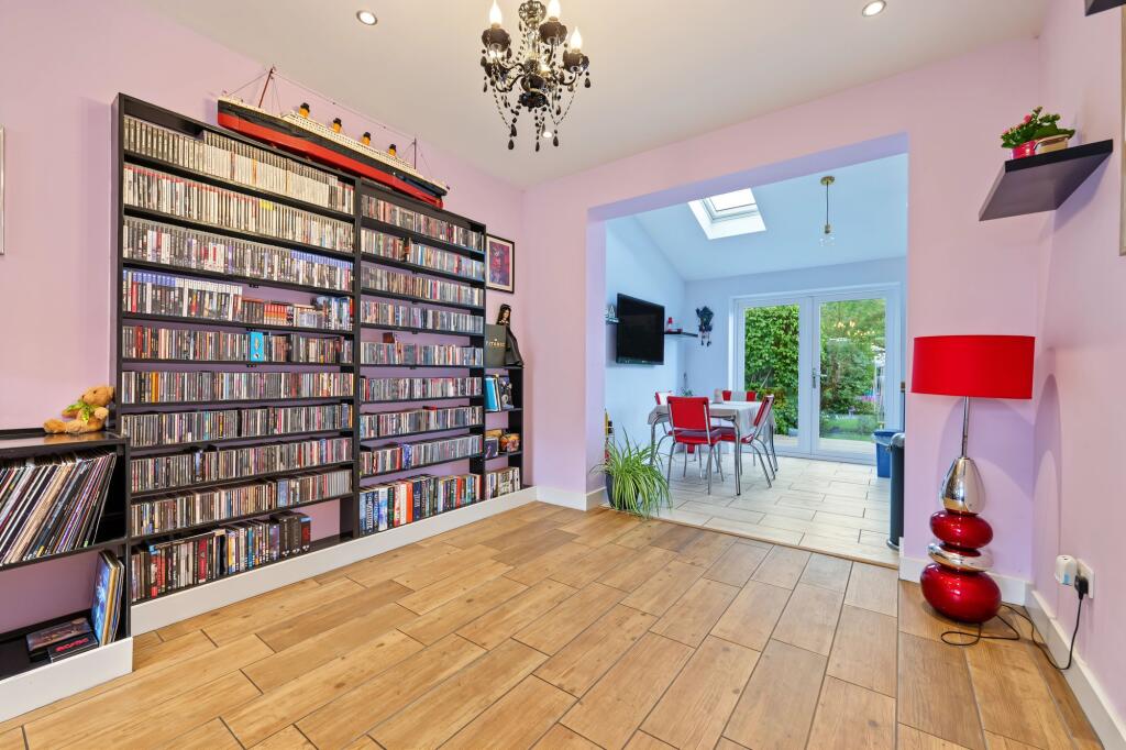 House in Charnwood, Shelthorpe - More