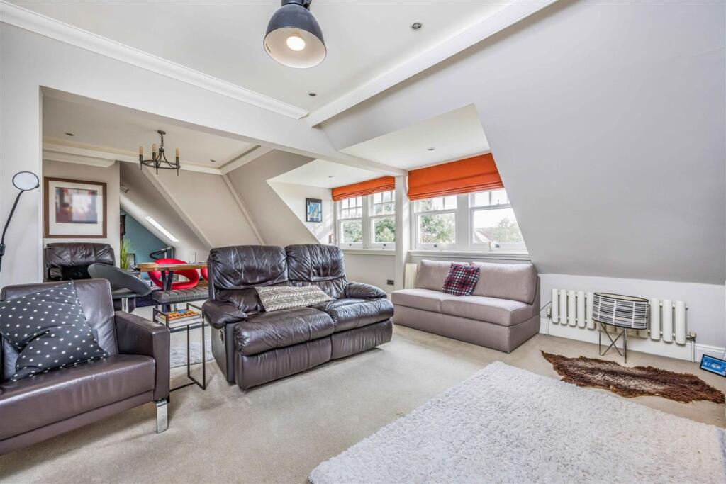 Apartment in Bournemouth - More