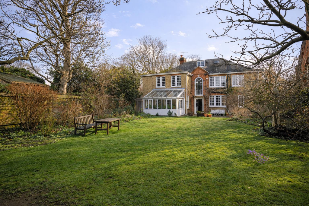 Lancaster Avenue. Wimbledon, SW19 photo 2