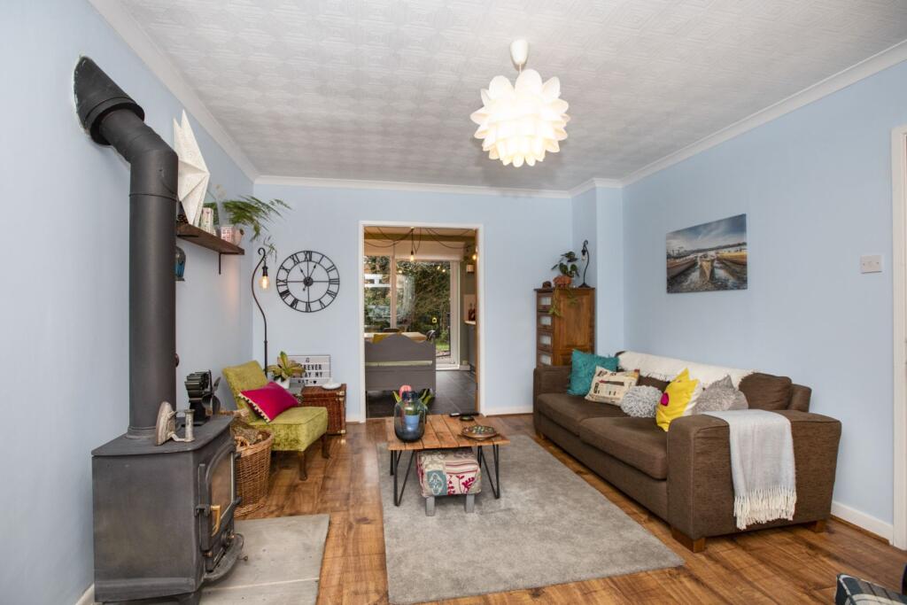 Poulton Crescent, Hoghton, Preston, PR5 photo 4