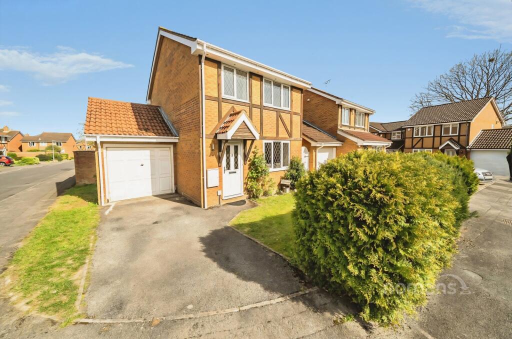 Main image of property: Arkwright Drive, Bracknell, Berkshire, RG42