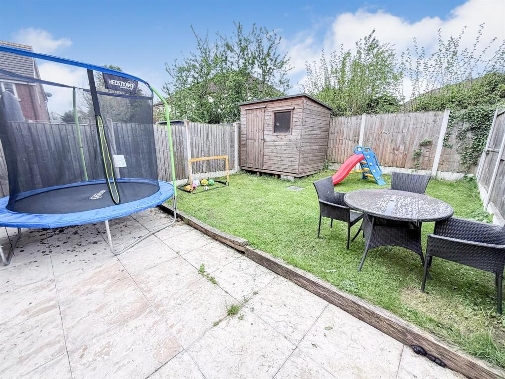 House in Gobowen, Lower Hengoed, Selattyn and Gobowen - View 3