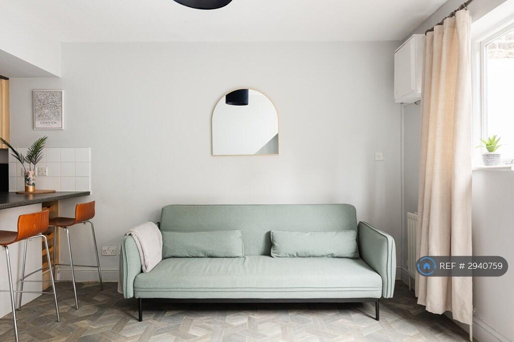 Main image of property: Hinton Road, London, SE24