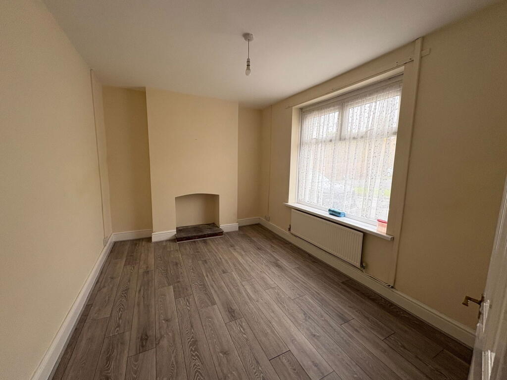 St. Davids Road, Tairgwaith, Ammanford, SA18 1YE photo 3