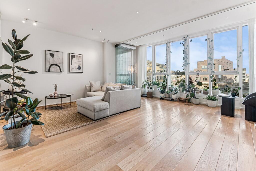 Main image of property: The Waterson Building, Long Street, E2