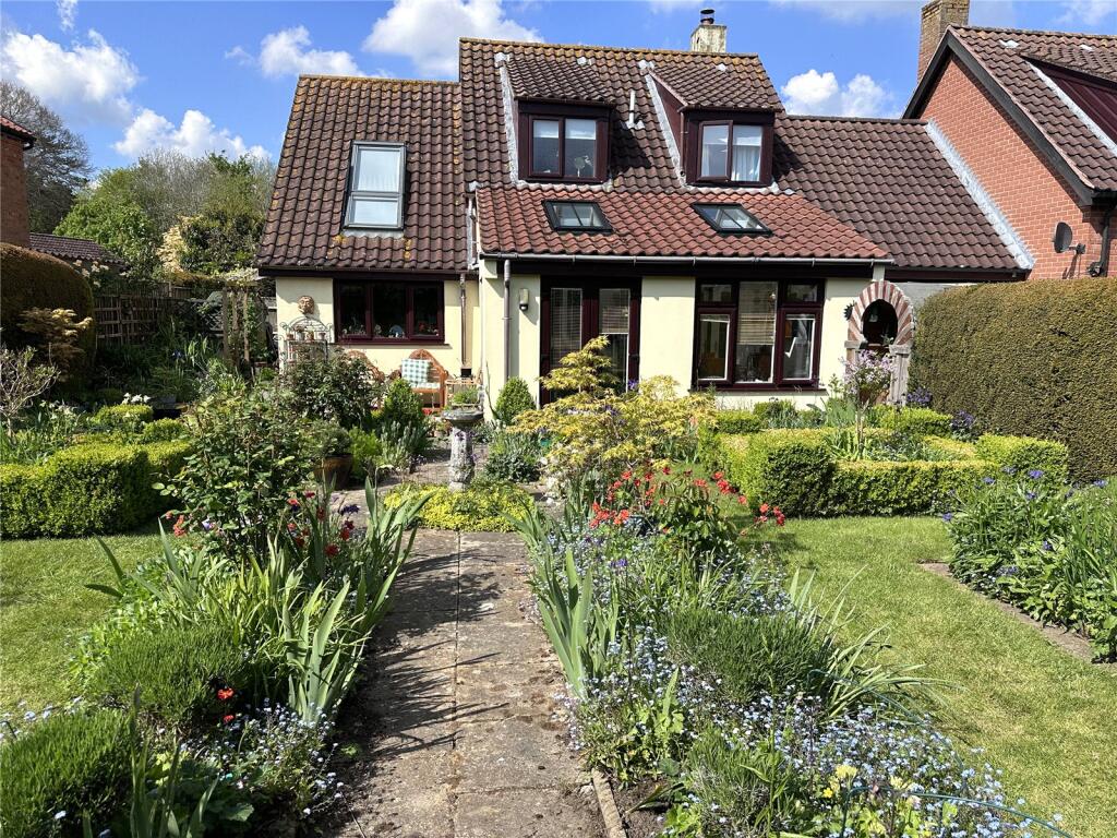 Main image of property: Steward Close, Saxlingham Nethergate, Norwich, Norfolk