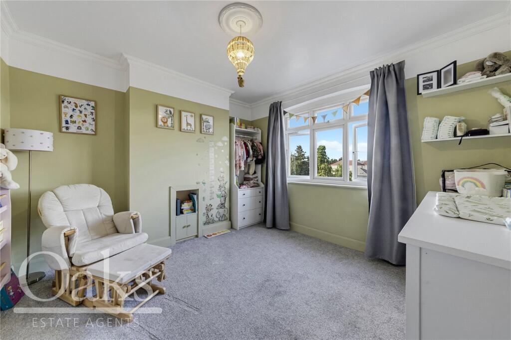 House in Croydon - More