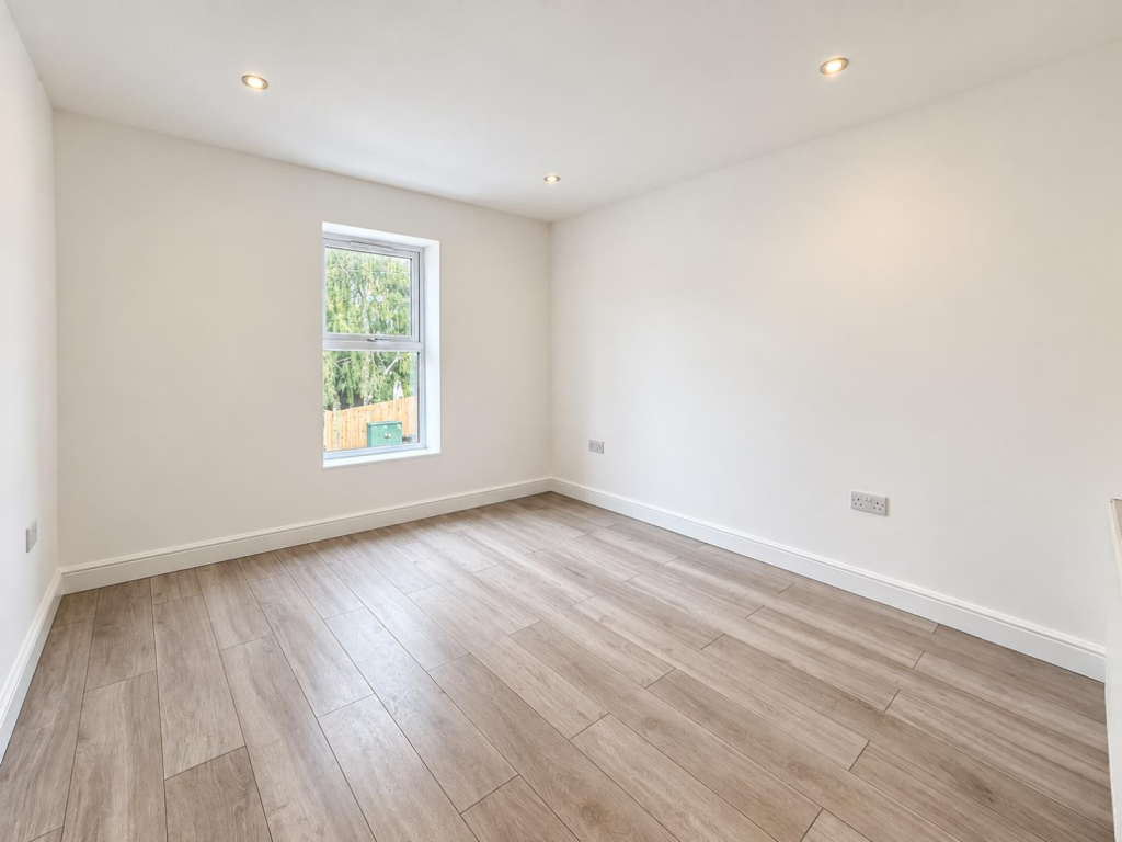 House in London, Sutton New Town, Benhilton - View 5