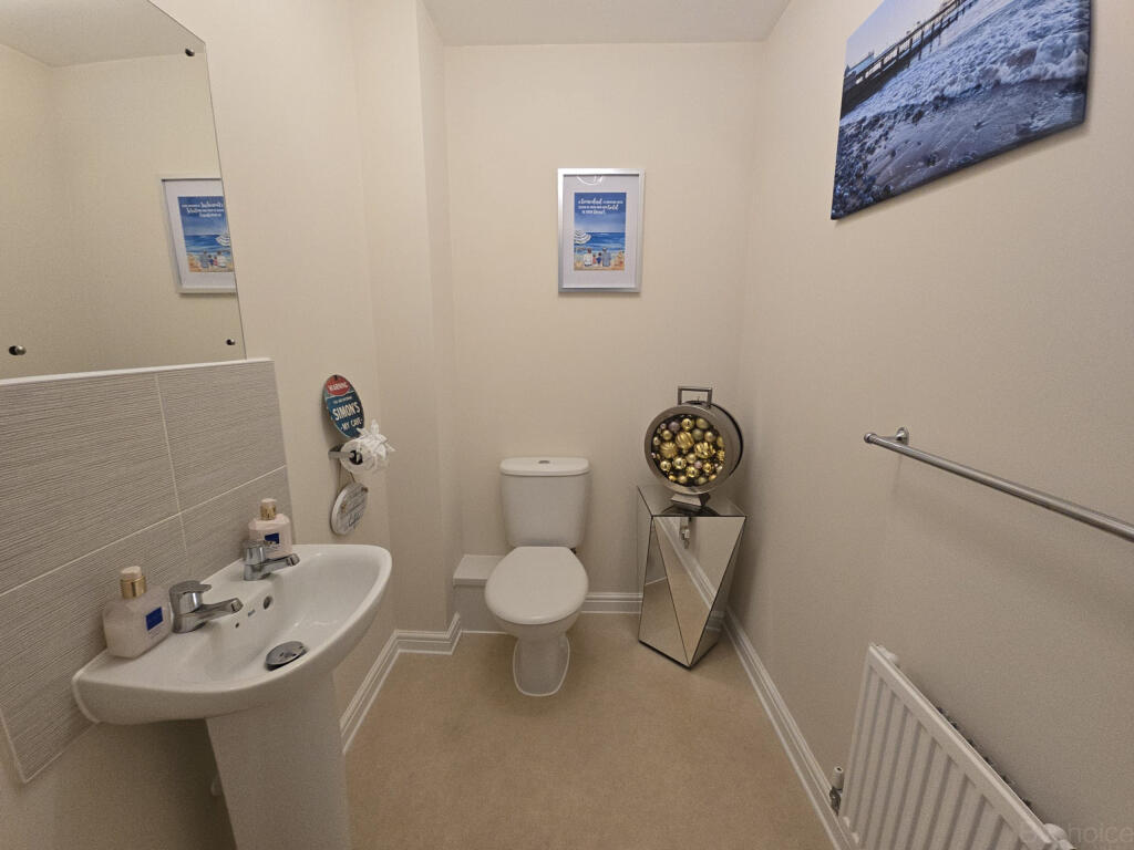 House in West Suffolk, Bury St Edmunds - View 4