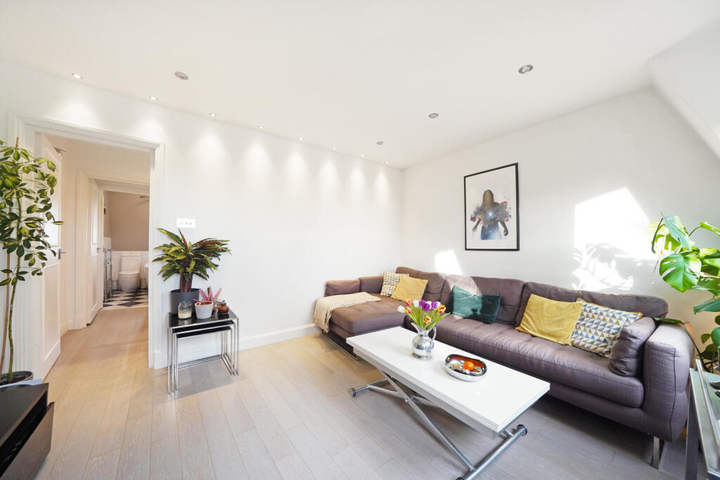 Main image of property: Mile End Road, Stepney Green, London E1