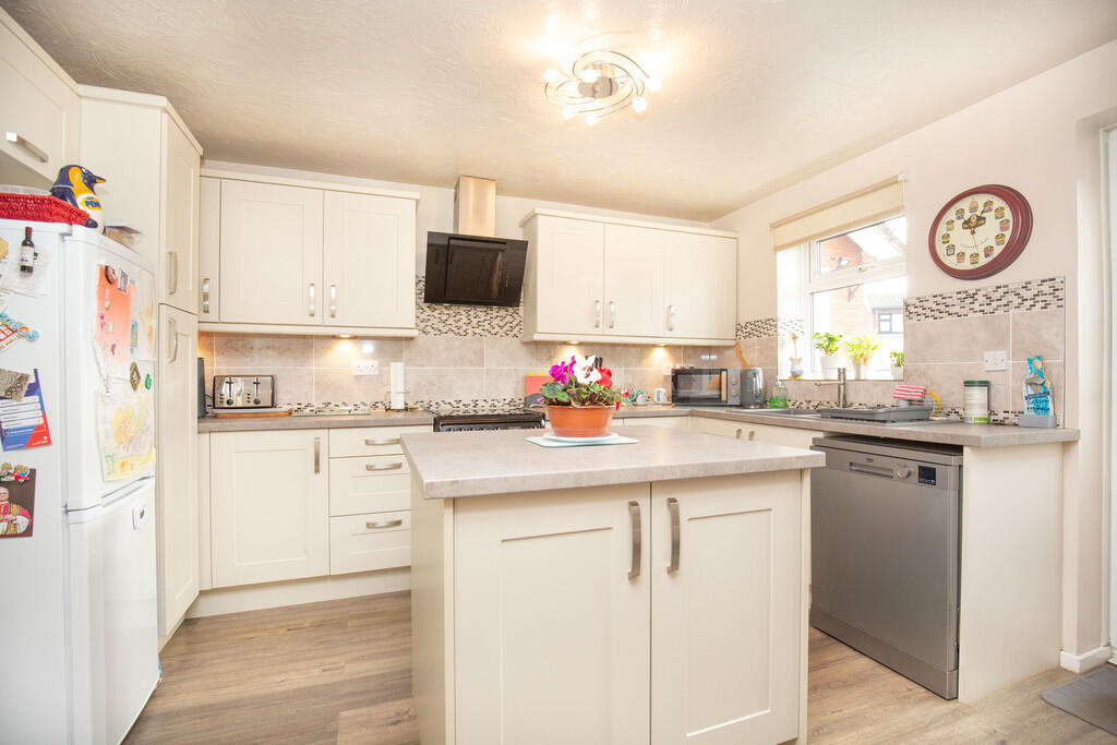 House in North Warwickshire, Polesworth CP - View 4