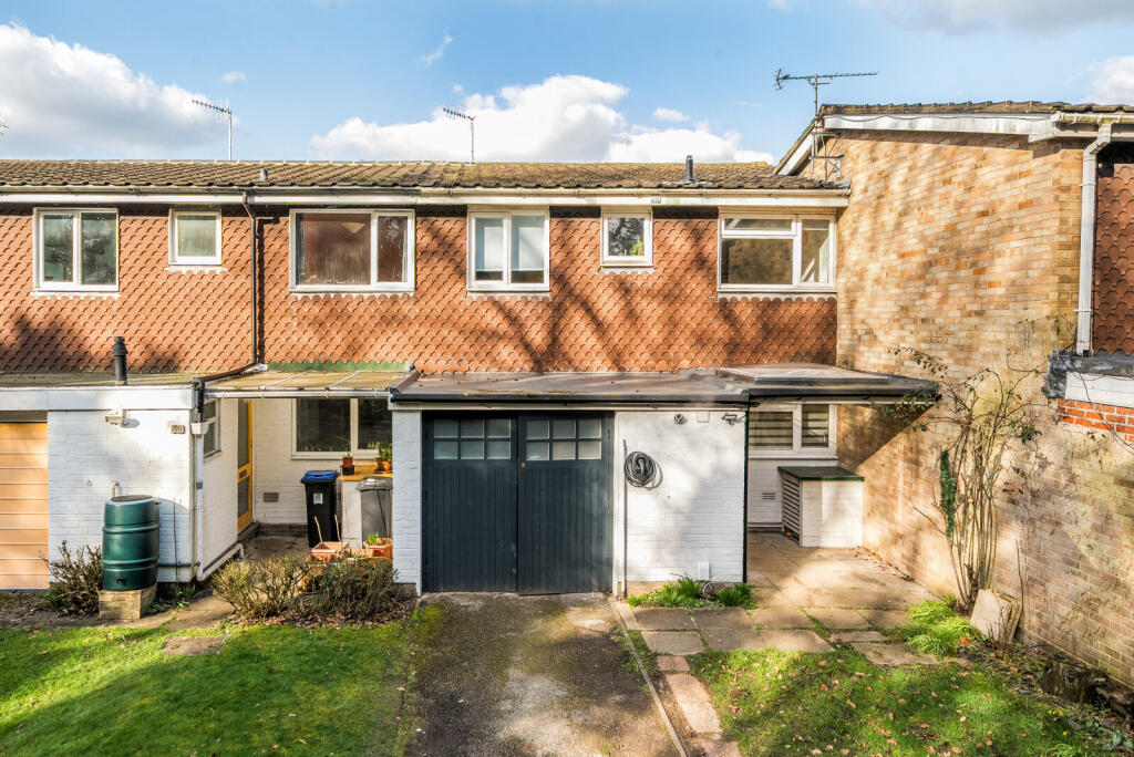 Main image of property: Green Lane Close, Byfleet, KT14