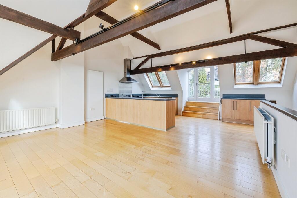 House in Lincoln, Lincolnshire - View 2