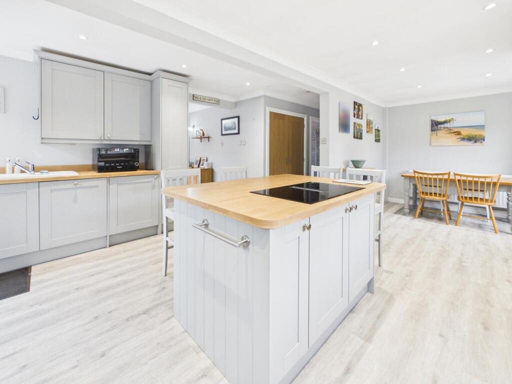 House in Peterborough - View 5