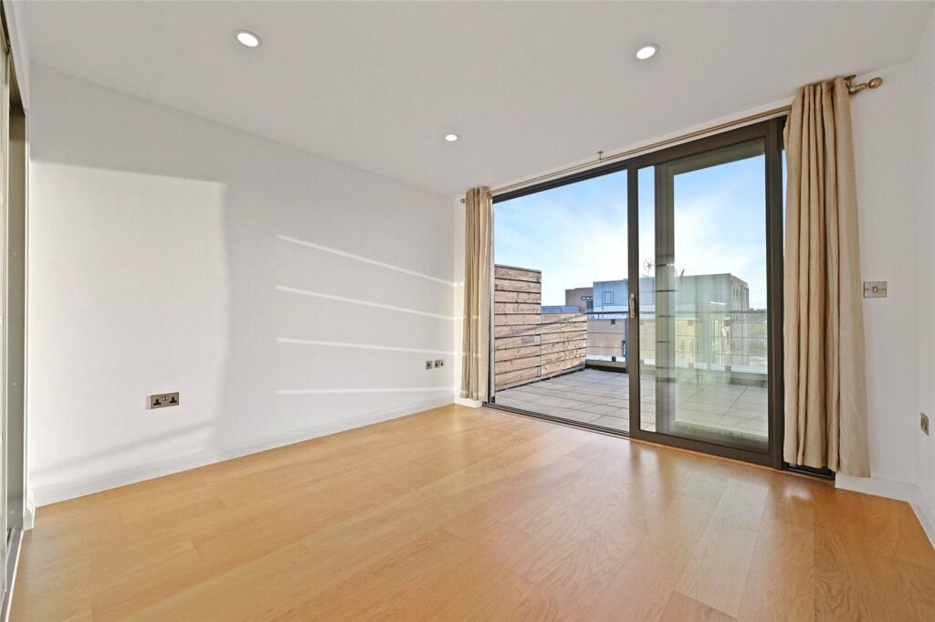 Apartment in London - View 4