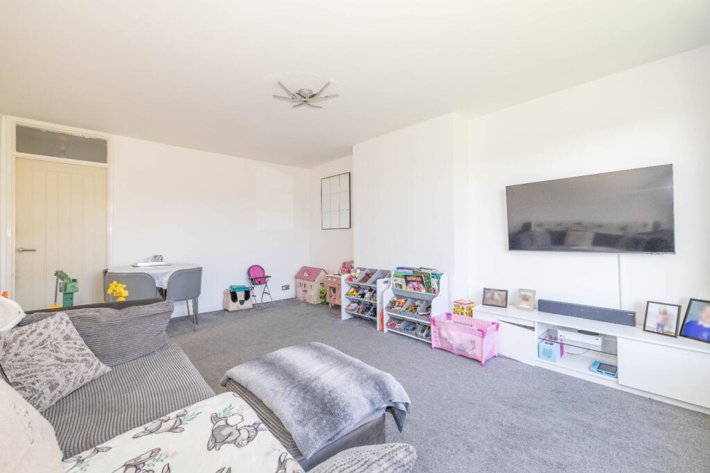 House in Canterbury, Sturry - View 2