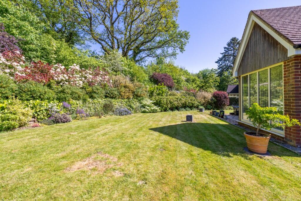 Durrants Drive, Durrants Village, Faygate, West Sussex,RH12 4AB - View 2