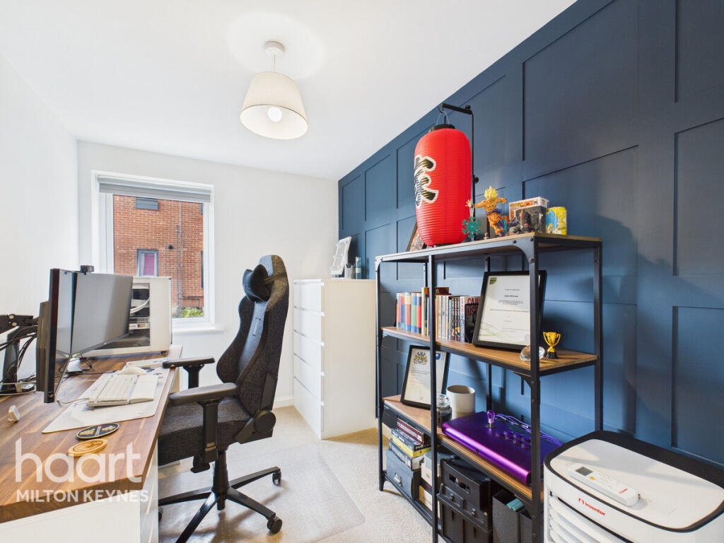 Apartment in Milton Keynes, Fairfields - View 4