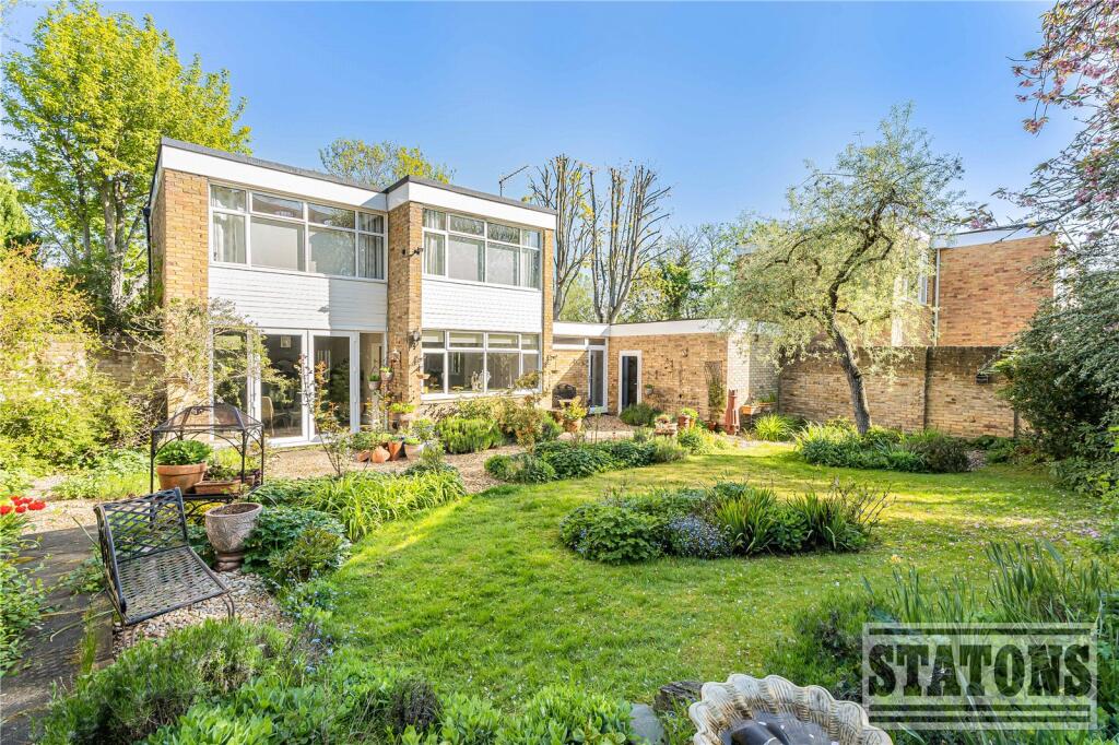 House in Barnet, Hadley Wood - View 2