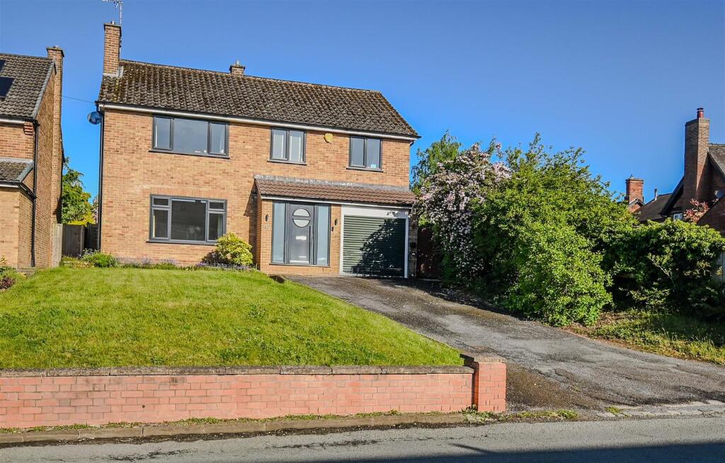 4-bed detached on Wales Lane, Barton under Needwood, DE13, £695,000