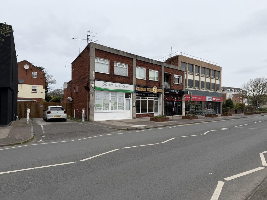 Main image of property: 103 Market Street, Hoylake, Wirral, Merseyside, CH47 5AA