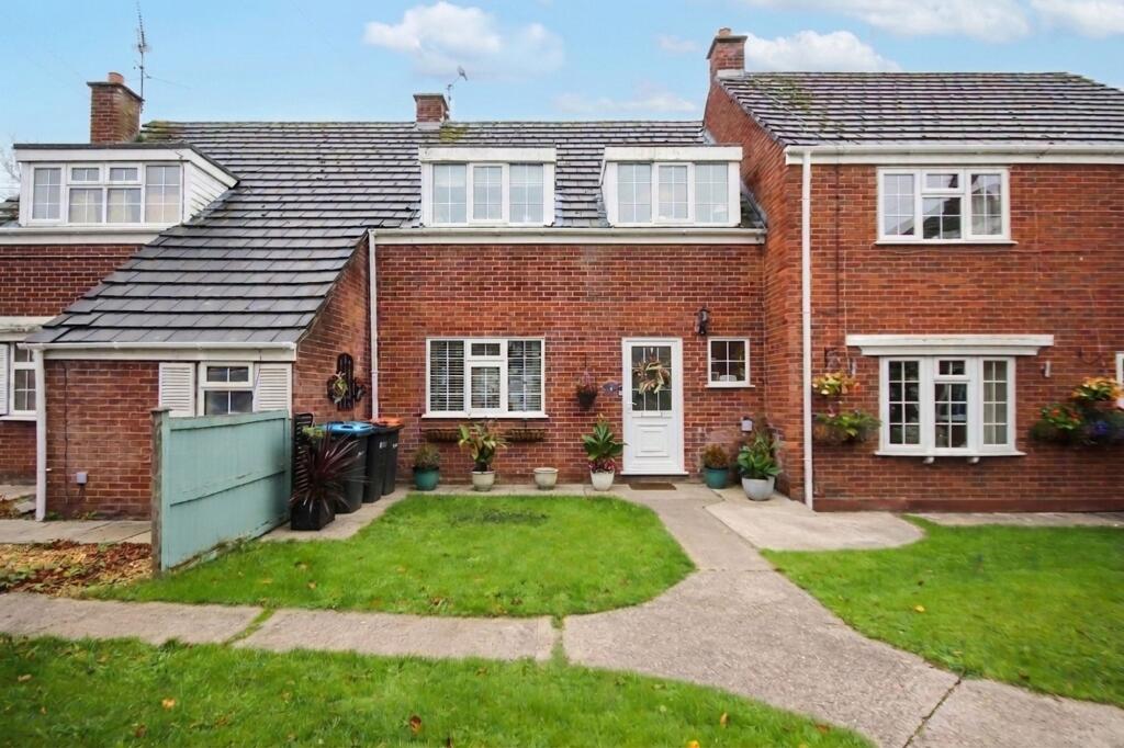 3-bed terraced on Wyncroft Court, Weaverham, CW8, £190,000