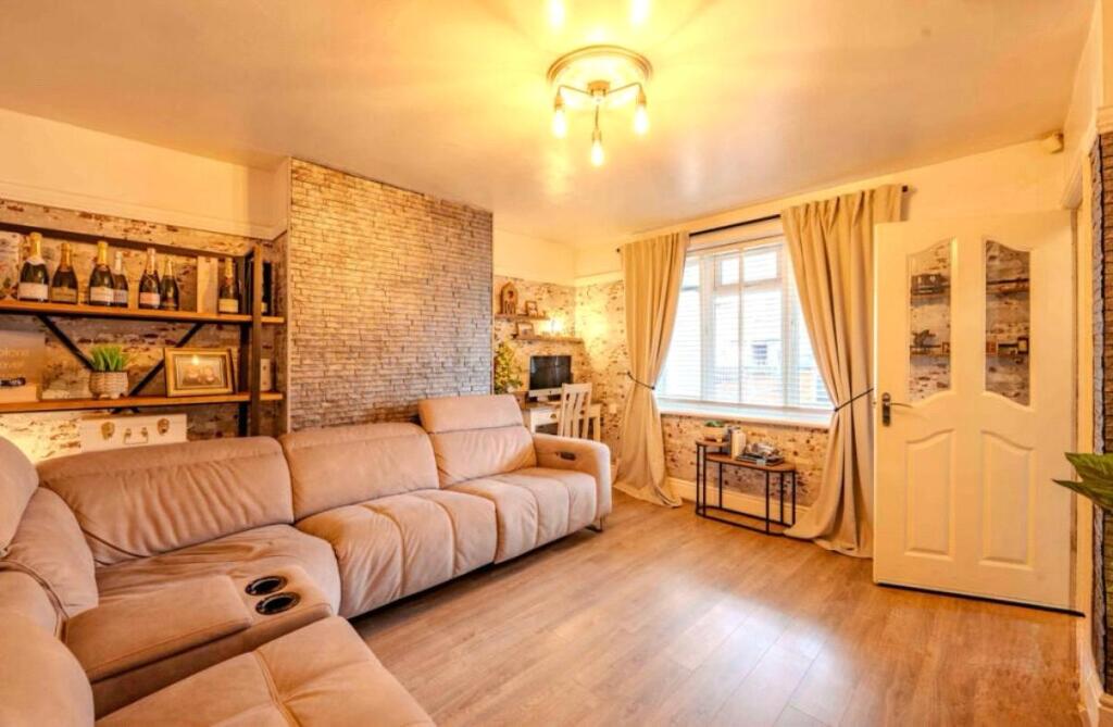 House in Liverpool - More