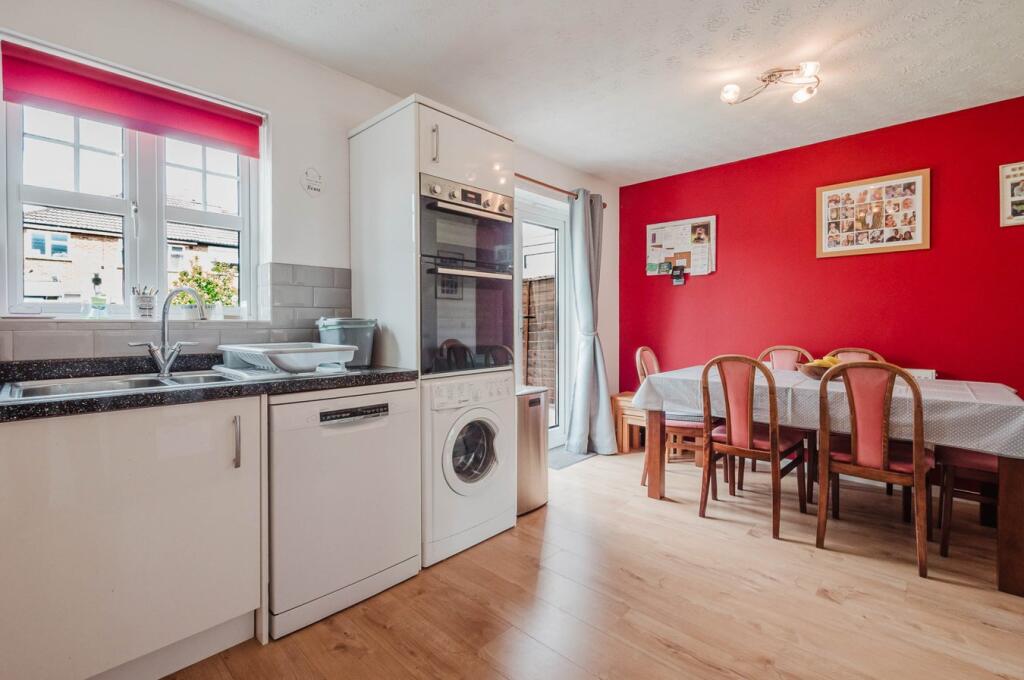 Queensway, Partington, Manchester, M31 photo 3