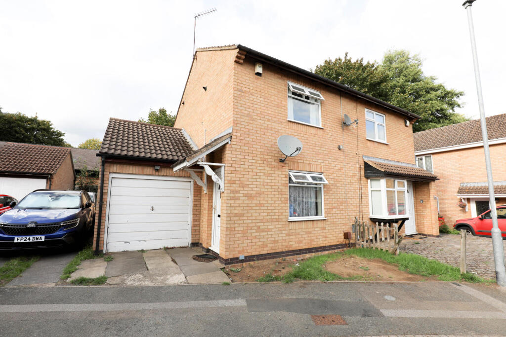 Main image of property: 29 Morgan Close, Northampton