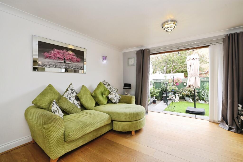 House in Salisbury, Bishopdown - View 4