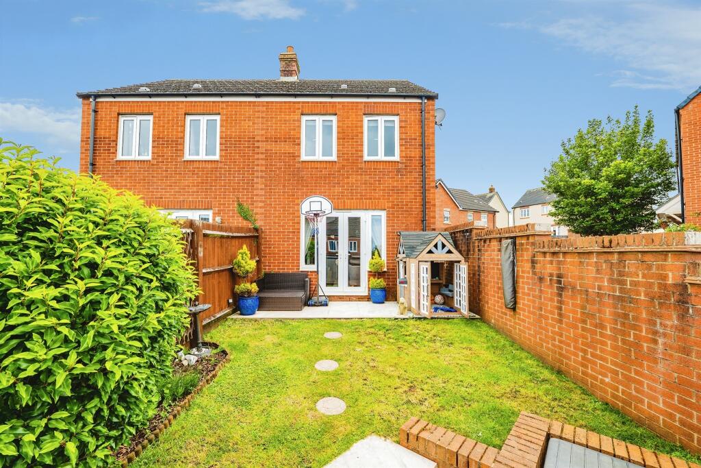 House in Coity - View 2