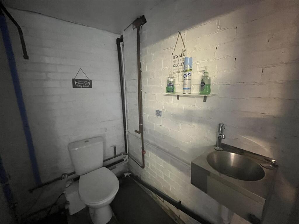 Additional image 19 of Elizabeth Avenue, Wyke, Bradford